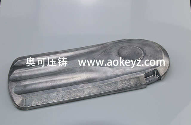 如何解决铝合金铝压铸出模裂开的根本原因？